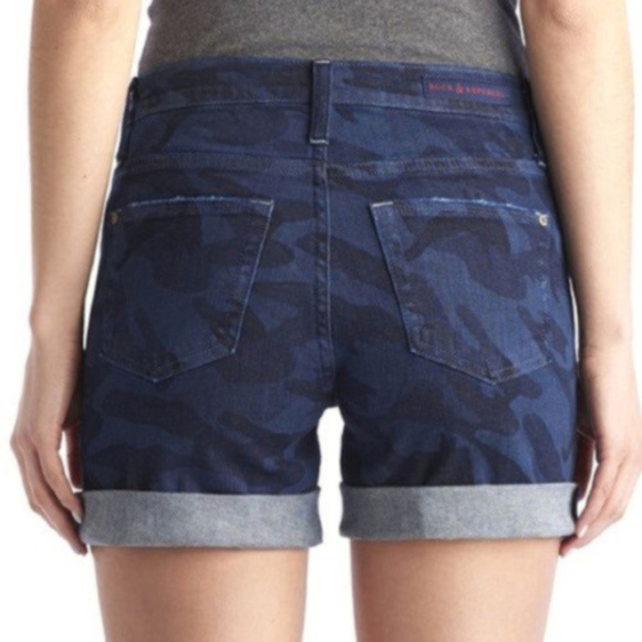 SOLD Rock & Republic Womens Blue Camo Jean Shorts - Picture 3 of 6
